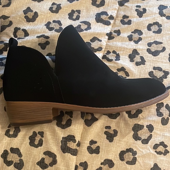 Black ankle boots - Picture 6 of 6